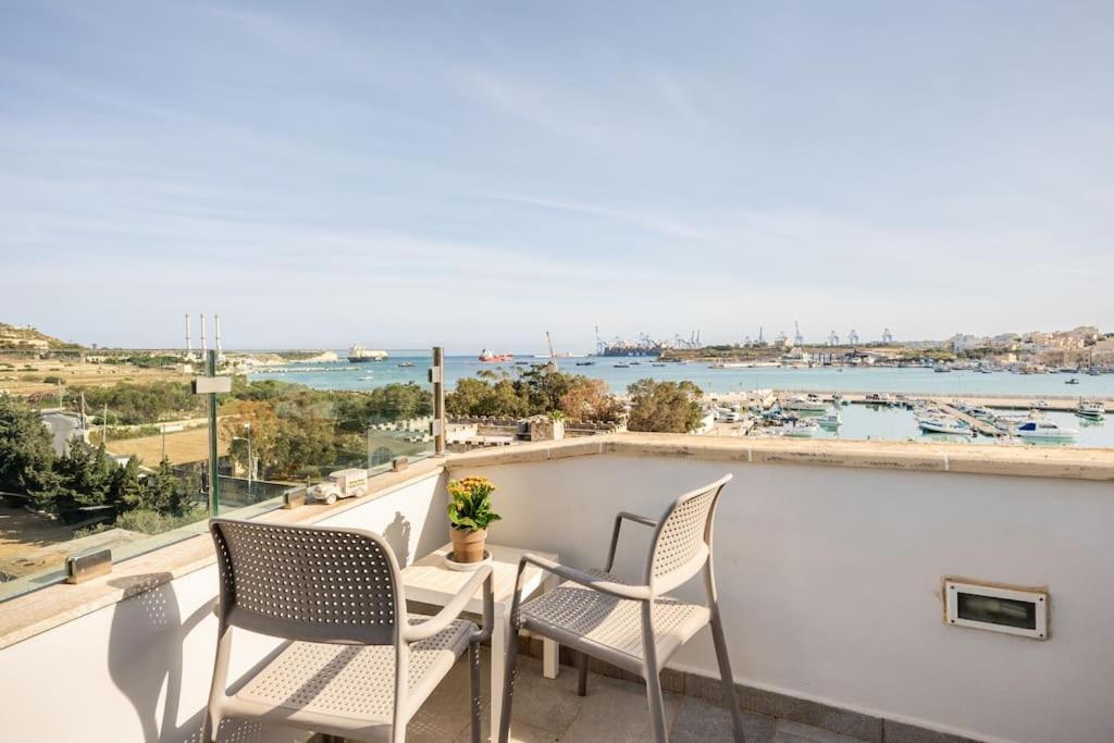 Appartamento Seagull Penthouse Marsaxlokk Esterno foto