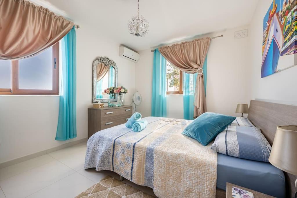 Appartamento Seagull Penthouse Marsaxlokk Esterno foto
