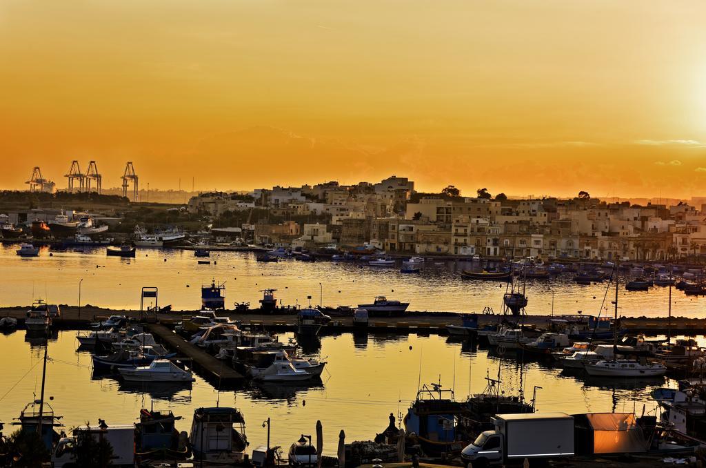 Appartamento Seagull Penthouse Marsaxlokk Esterno foto