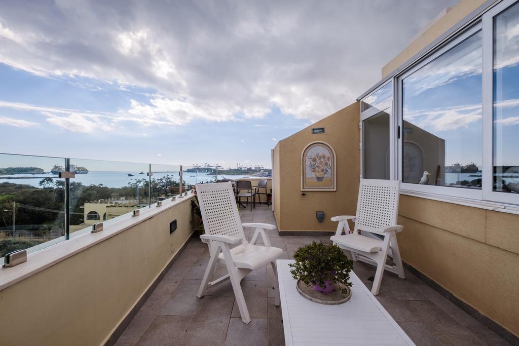 Appartamento Seagull Penthouse Marsaxlokk Esterno foto
